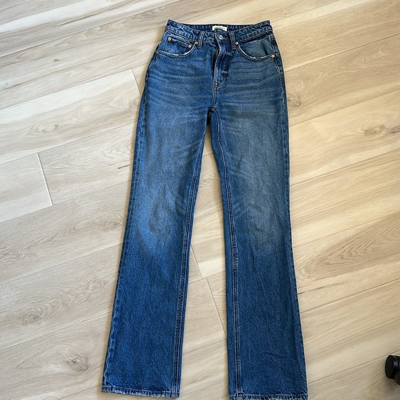 Melanie High Rise Boot Cut in Los Feliz
GRLFRND - Picture 4 of 5